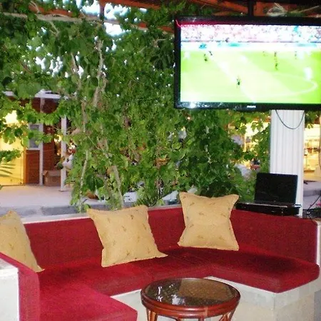 Ξενοδοχείο Regal 2*
