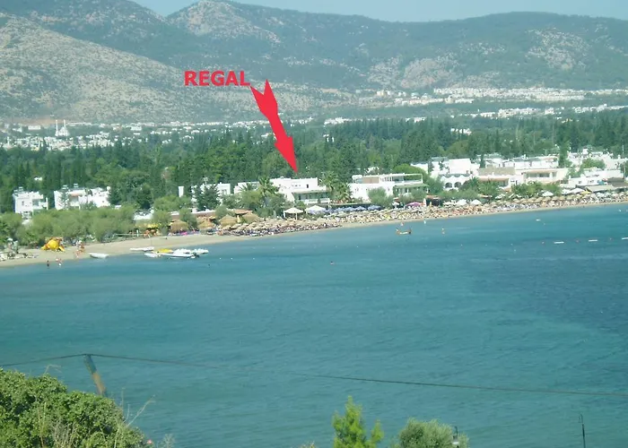 Regal Hotel 2*