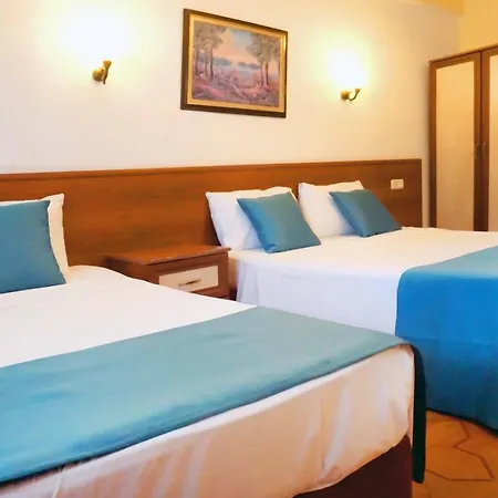 Hotel Regal 2*